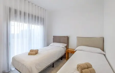 Appartement 3 chambres à Torrevieja, jardin privé et piscine à 80 m : photo 21