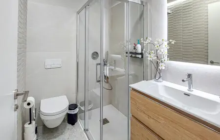 Appartement 3 chambres à Torrevieja, jardin privé et piscine à 80 m : photo 24