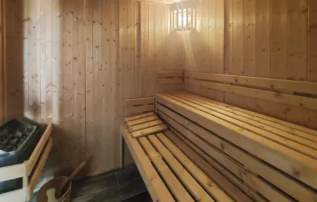 Demeure XVIIIe siècle, piscine chauffée et sauna à Meursac : photo 9