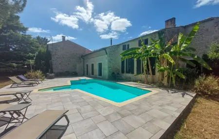 Demeure XVIIIe siècle, piscine chauffée et sauna à Meursac : photo 10