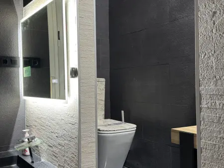 Appartement 3 chambres avec jacuzzi près de Gran Vía : photo 35