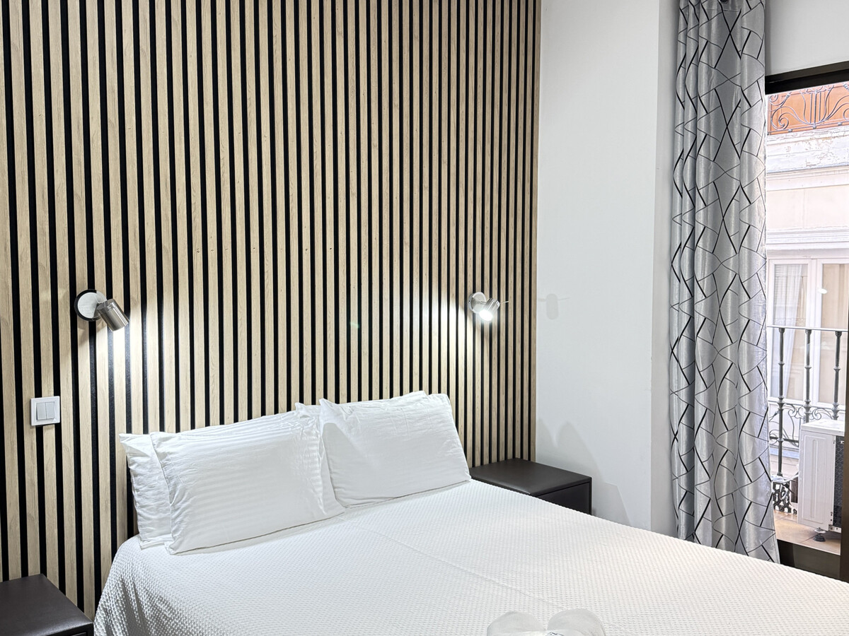 Studio 23 m² Gran Vía, balcon et climatisation - Photo 1