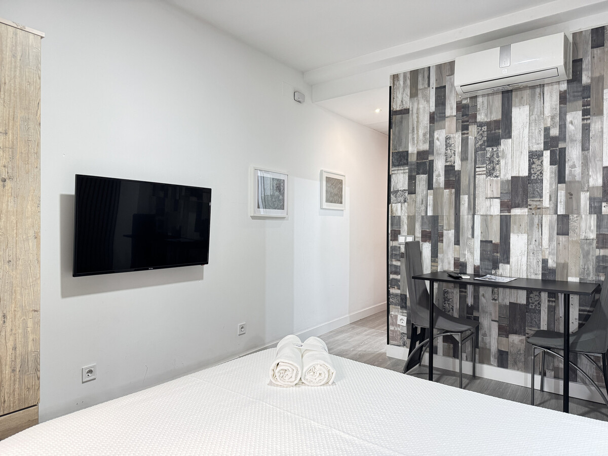 Studio 23 m² Gran Vía, balcon et climatisation - Photo 17