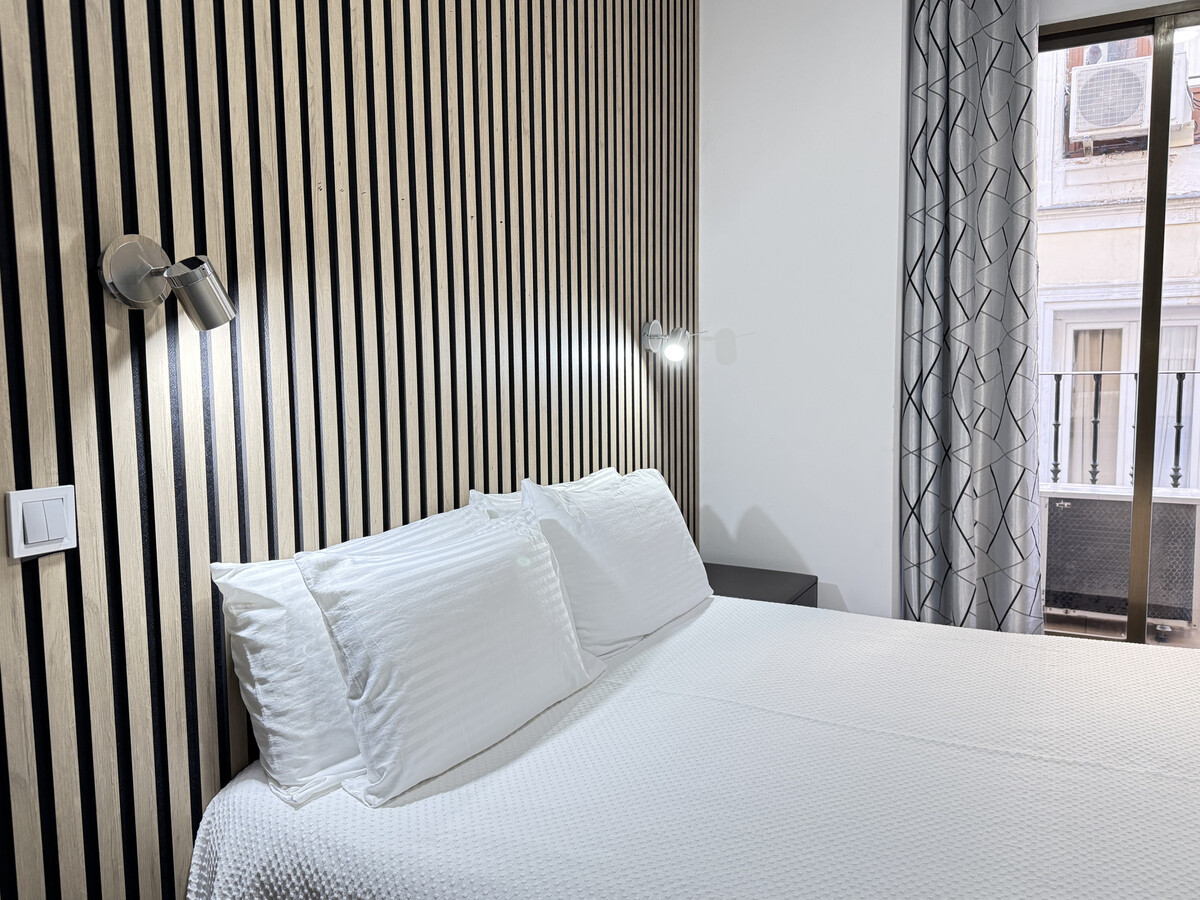 Studio 23 m² Gran Vía, balcon et climatisation - Photo 20