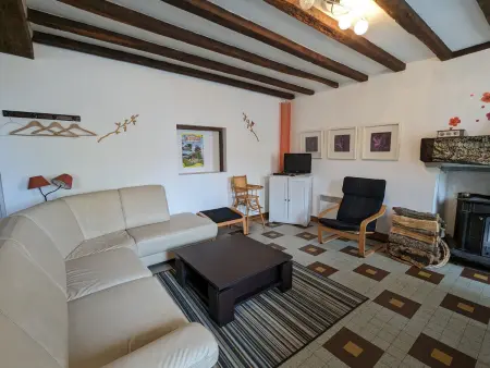 Gîte Petite Riffauderie, ancienne ferme XVIIIème : photo 2