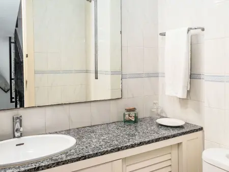 Los Arcos – Appartement 3 chambres à 500 m de la mer : photo 24