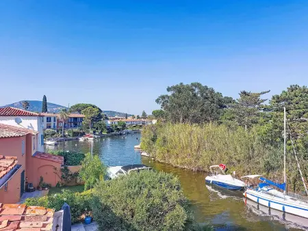L'Annonciade - Appartement Port-Cogolin vue canal : photo 1