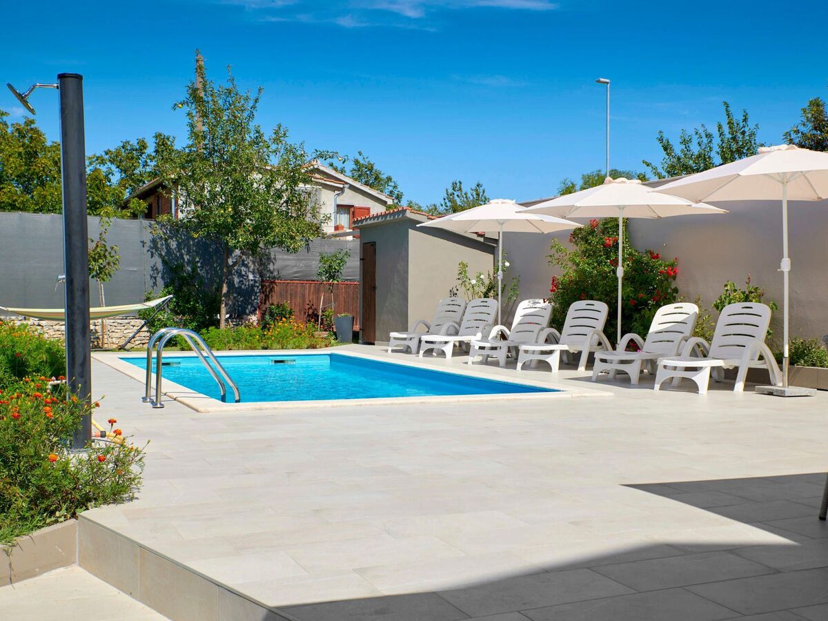 Maison Emma avec piscine privée à Kanfanar - Photo 8