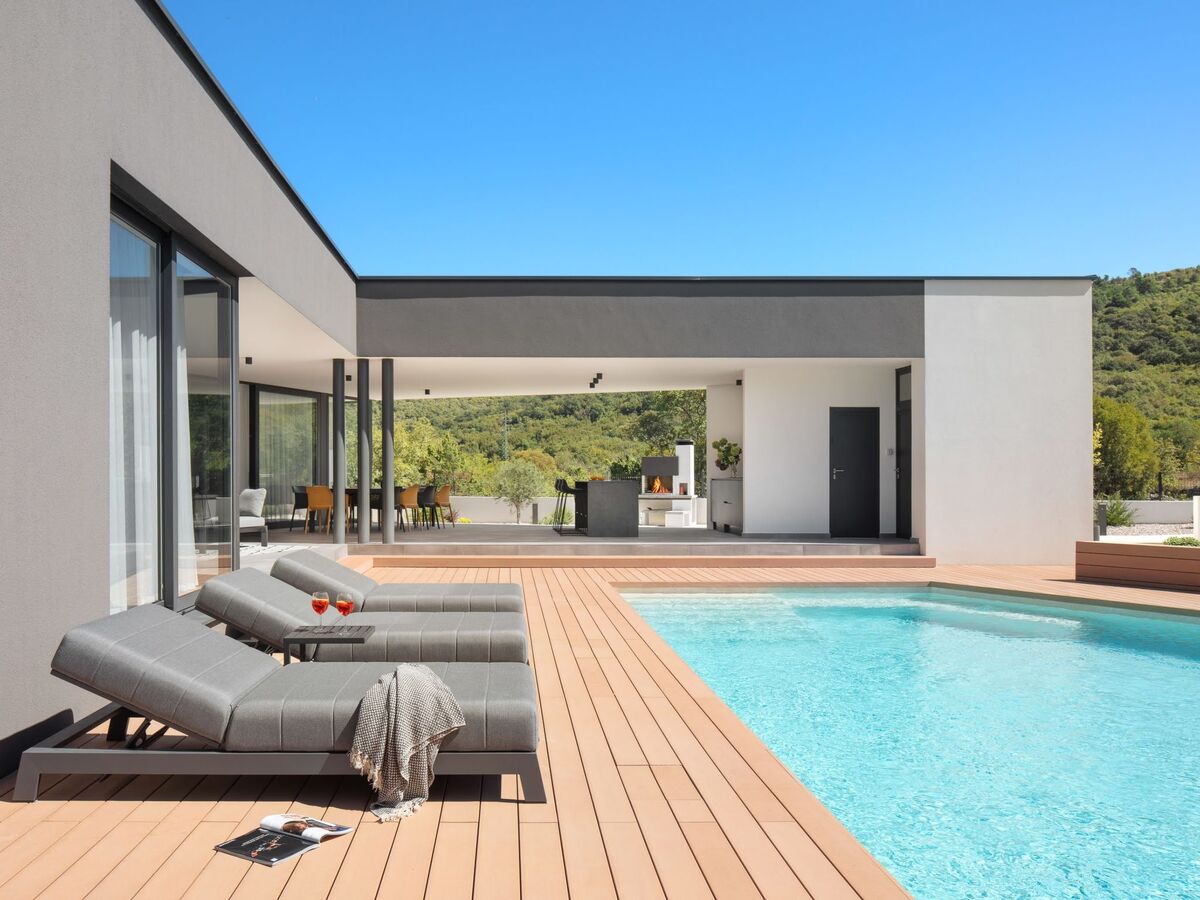 Villa H2 à Labin : 4 chambres, piscine privée, 2 ha - Photo 2