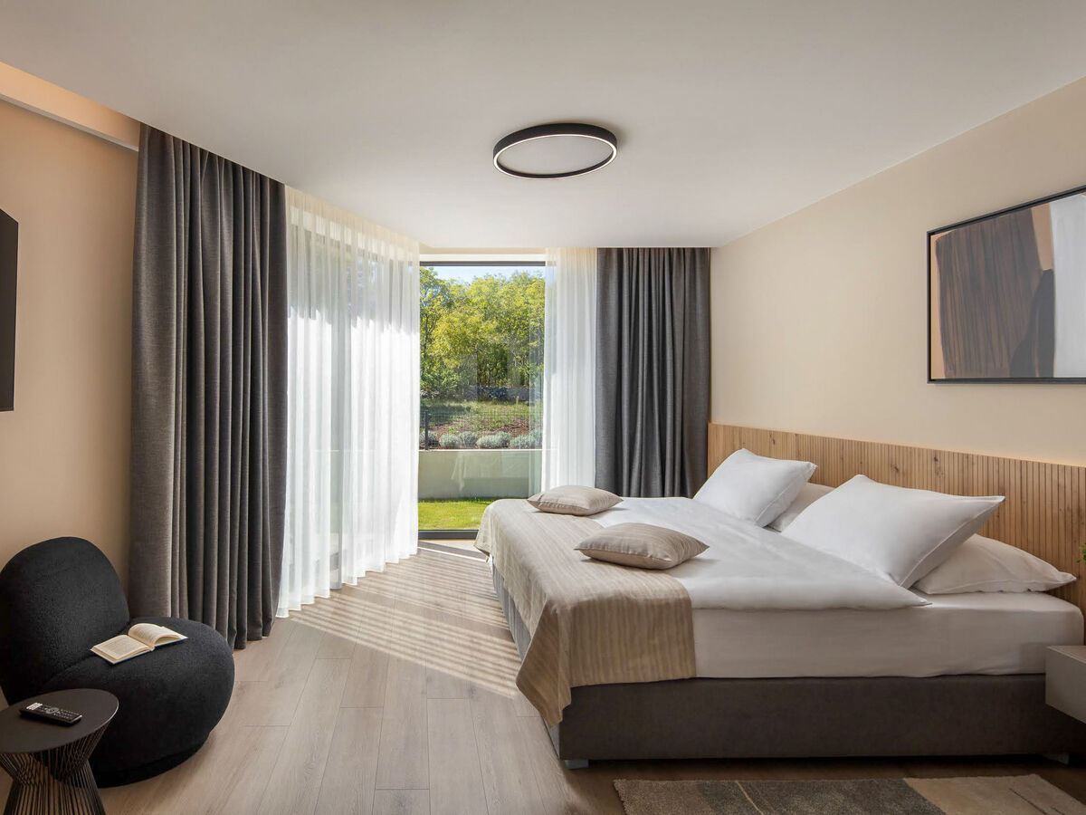 Villa H2 à Labin : 4 chambres, piscine privée, 2 ha - Photo 10