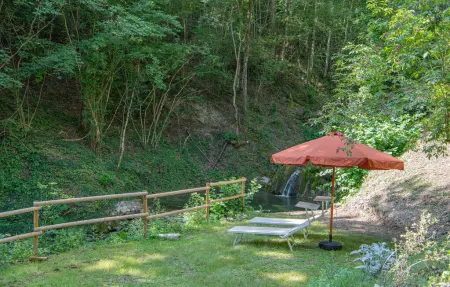 Maison pierre Toscane avec piscine et rivière : photo 16