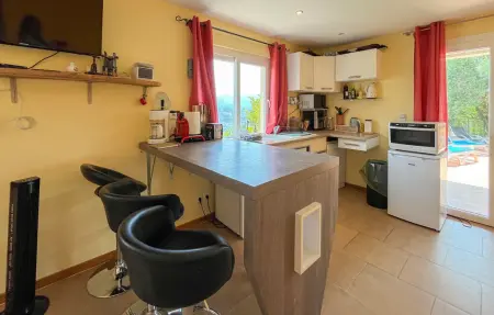 Villa les Oliviers avec piscine à Châteauneuf-Villevieille : photo 16