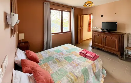 Villa les Oliviers avec piscine à Châteauneuf-Villevieille : photo 17