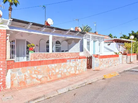 Maison Oasis 10 à 200 m de la plage d'El Carmoli