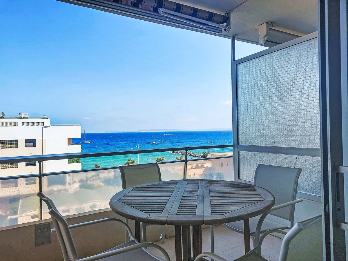 Studio vue mer Le Grand Large, Le Lavandou - Photo 1