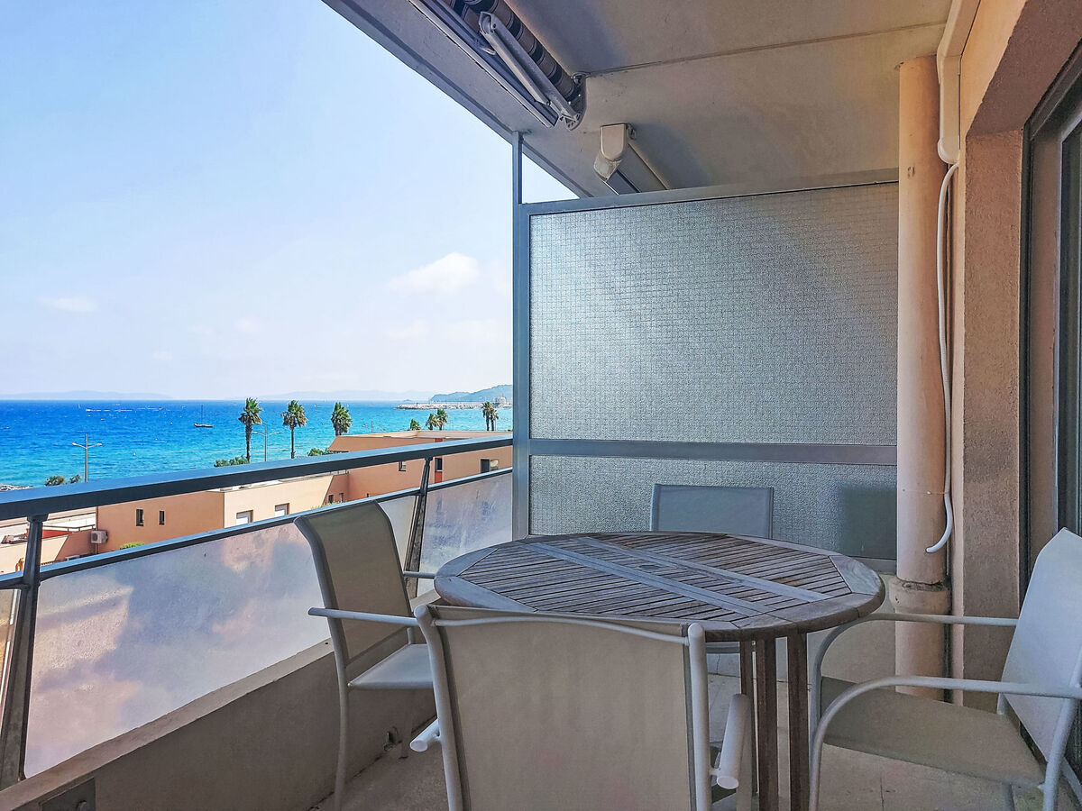 Studio vue mer Le Grand Large, Le Lavandou - Photo 14