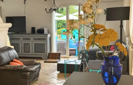 Maison 5 chambres avec piscine privée à Marseille : photo 3