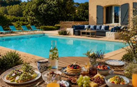Maison 5 chambres avec piscine privée à Marseille : photo 8