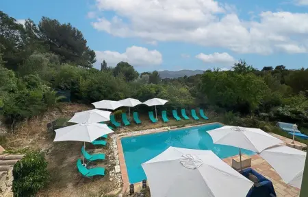 Maison 5 chambres avec piscine privée à Marseille : photo 9