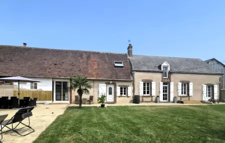 Maison 5 chambres avec piscine privée à Charonville : photo 13