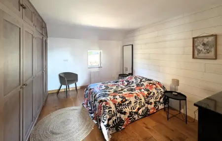 Maison 5 chambres avec piscine privée à Charonville : photo 19