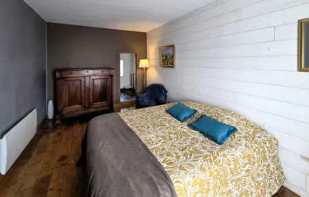 Maison 5 chambres avec piscine privée à Charonville : photo 20