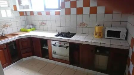 Appartement 70 m² climatisé avec terrasse et parking à Sainte-Marie : photo 2