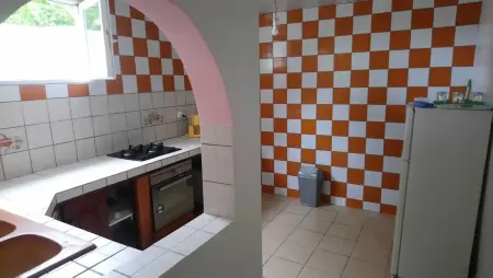 Appartement 70 m² climatisé avec terrasse et parking à Sainte-Marie : photo 7