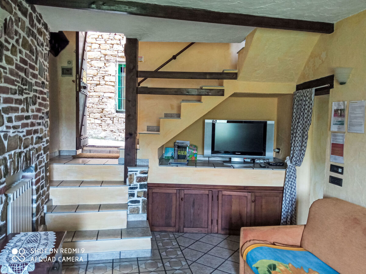 Maison rustique Testico avec jardin, terrasse et vue montagne - Photo 4