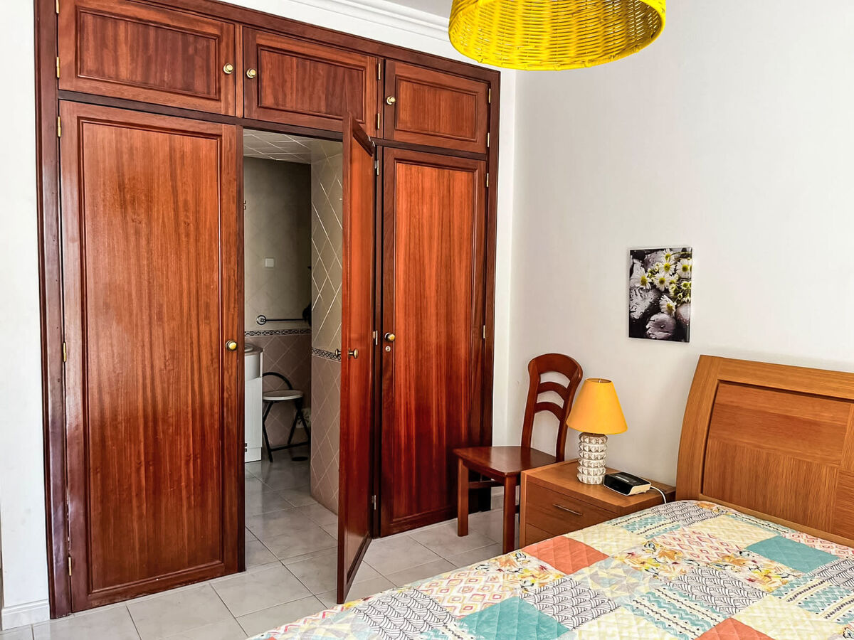 Appartement 2 chambres vue piscine à Quarteira - Photo 4