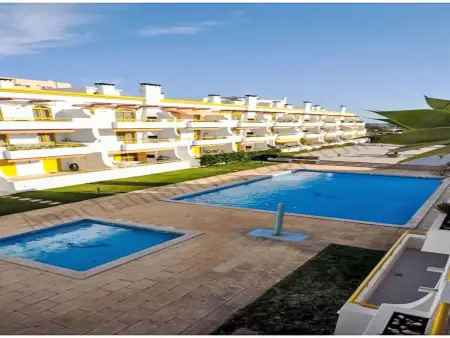 Location appartement à Quarteira, Apartment with Pool View