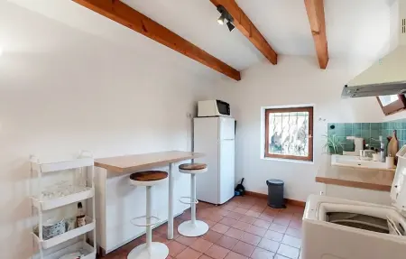 Maisonnette pierre et poutres à La Rochelle : photo 8