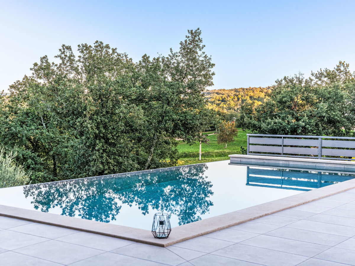 Villa Dominika à Motovun : 8 pers, piscine, vue montagnes - Photo 20