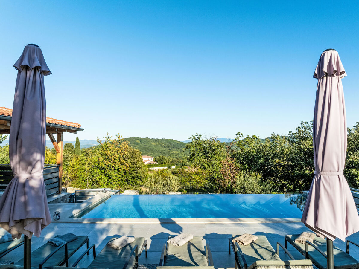 Villa Dominika à Motovun : 8 pers, piscine, vue montagnes - Photo 22