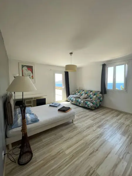 Appartement 80 m² vue mer, terrasse et jardin à Calvi : photo 3