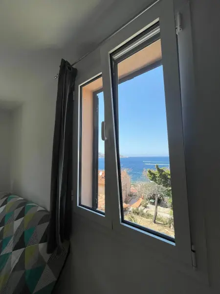 Appartement 80 m² vue mer, terrasse et jardin à Calvi : photo 8