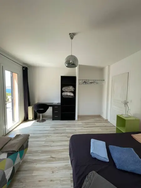 Appartement 80 m² vue mer, terrasse et jardin à Calvi : photo 17