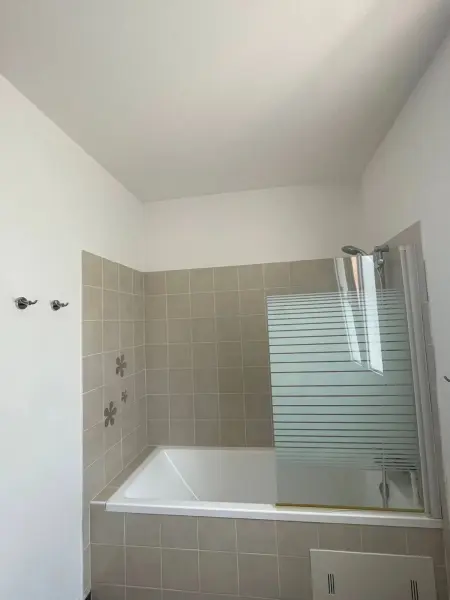 Appartement 80 m² vue mer, terrasse et jardin à Calvi : photo 24