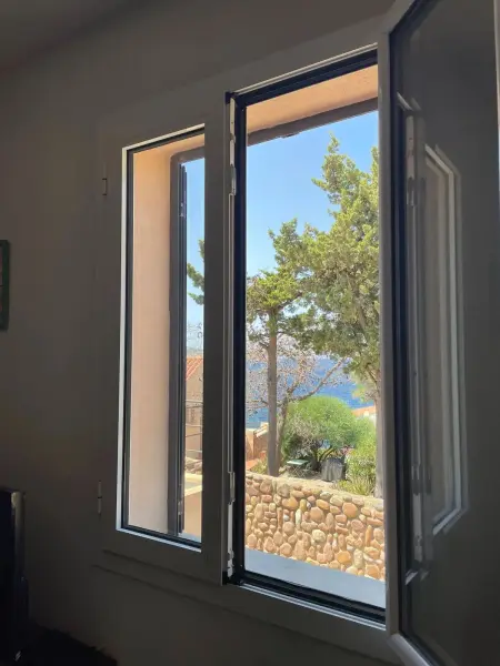 Appartement 80 m² vue mer, terrasse et jardin à Calvi : photo 25