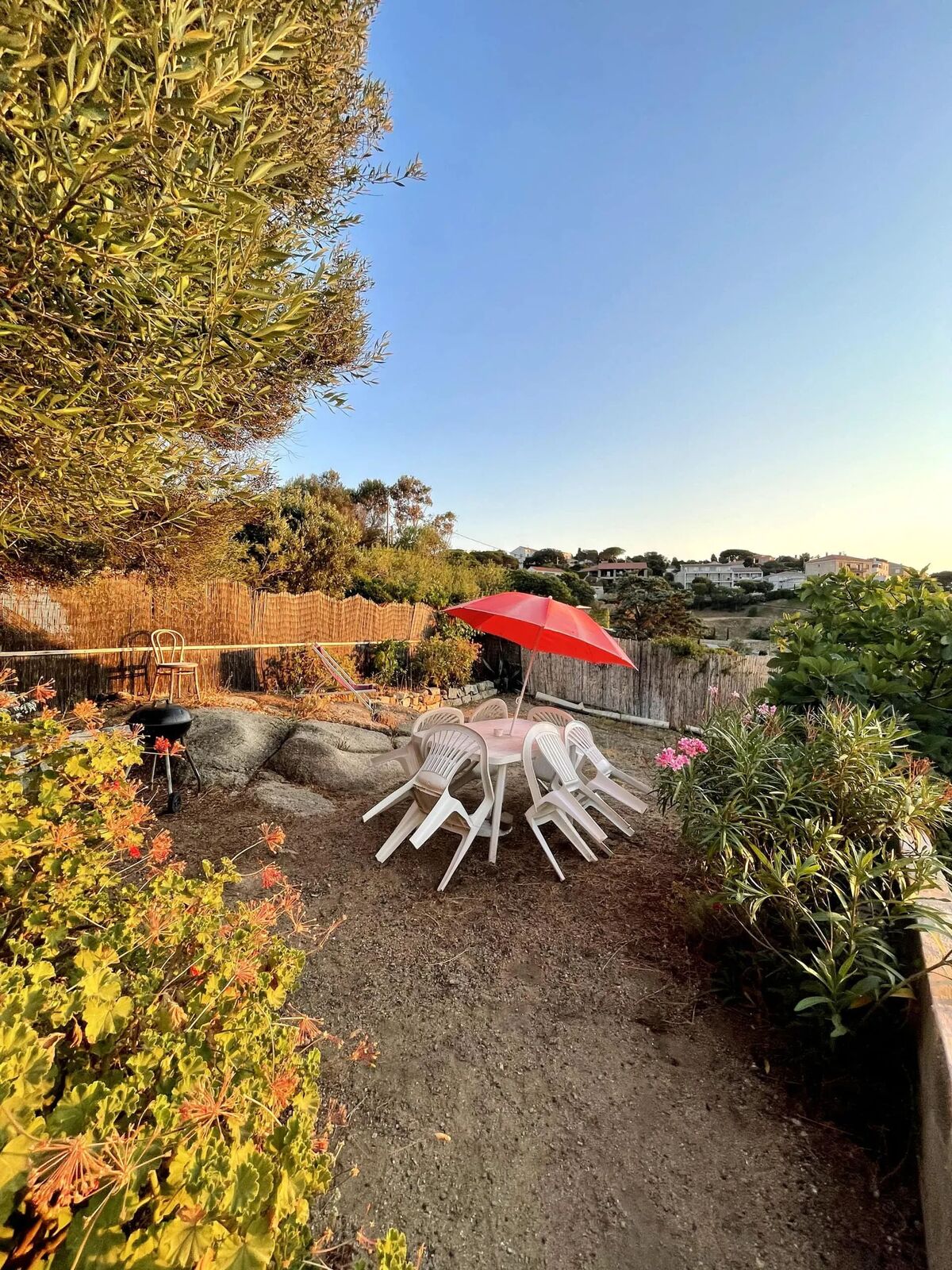 Studio 30 m² Calvi : terrasse, jardin et accès plage - Photo 21