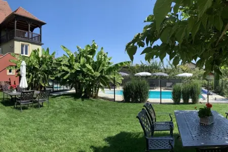 Gîte Pfaffenheim : 6 pers., piscine, sauna et salle de jeux : photo 3