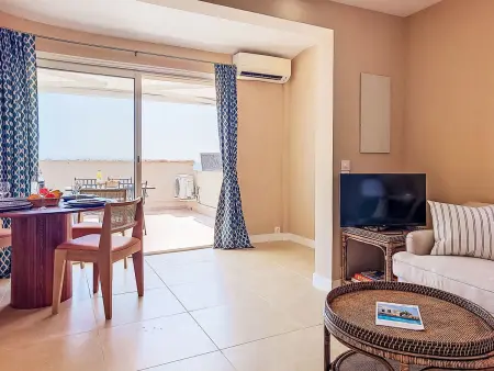 Appartement 2 pièces rénové à Grimaud, vue mer : photo 8