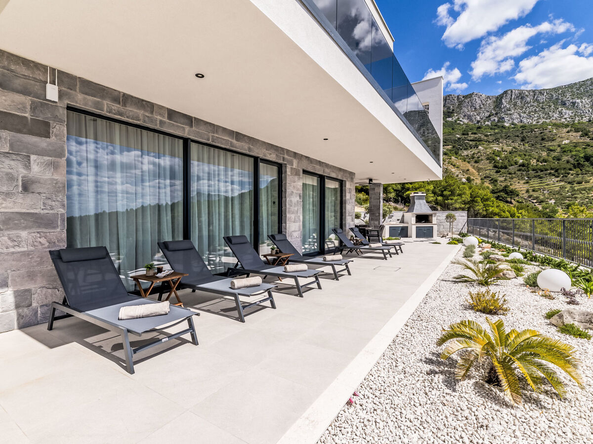 Villa M&D à Dugi Rat : piscine privée, 4 chambres - Photo 30