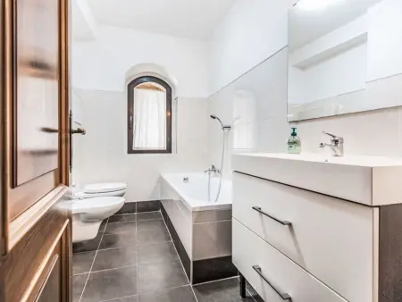 Luna – Appartement 3 chambres à San Felice del Benaco : photo 5