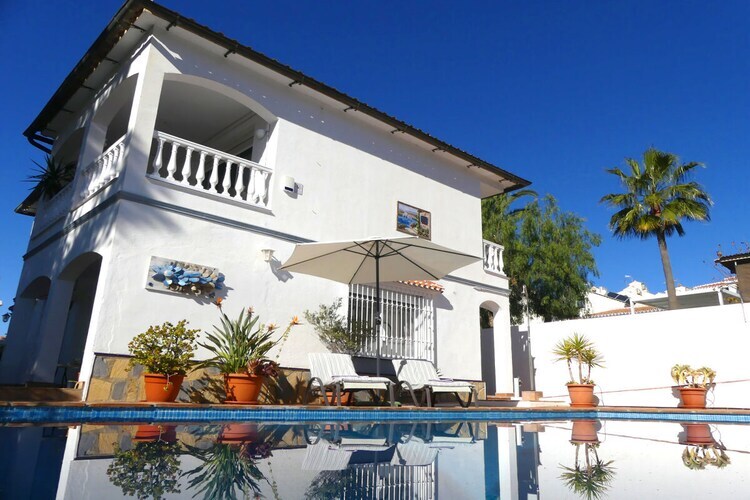 Villa Valentina à Caleta de Vélez, 3 chambres, piscine - Photo 1
