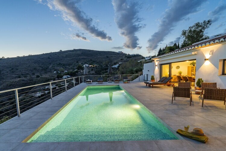 Villa andalouse Cómpeta, piscine eau salée et vue mer - Photo 26