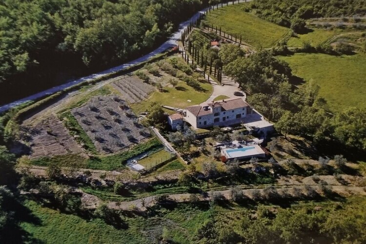 Casa Fantone, villa 5 chambres avec piscine à Poppi - Photo 4