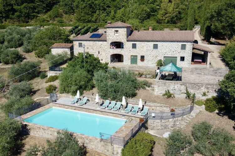 Casa Fantone, villa 5 chambres avec piscine à Poppi - Photo 5