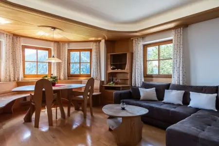Maison 8 personnes avec sauna et spa à Vahrn : photo 11