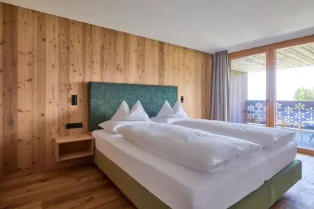 785806, Appartement à Meransen avec piscine : photo 18